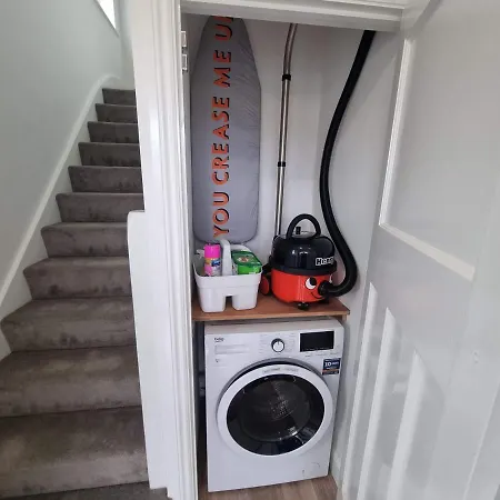 Apartment Smithcourt House By Cliftonvalley Apartments *