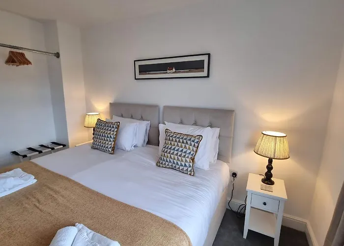 Apartment Smithcourt House By Cliftonvalley Apartments