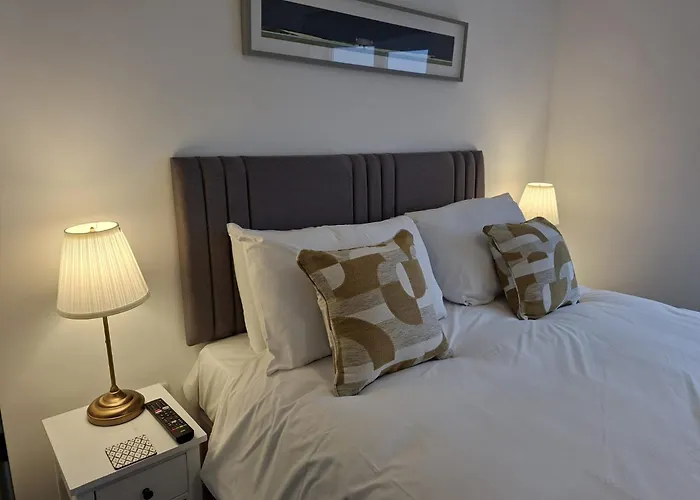 Smithcourt House By Cliftonvalley Bristol