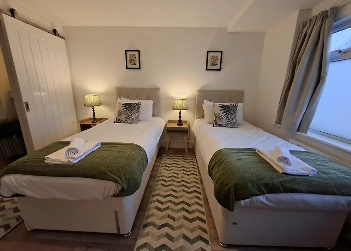 Smithcourt House By Cliftonvalley Bristol