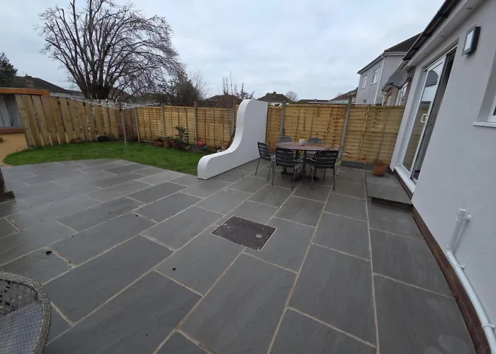 Smithcourt House By Cliftonvalley *